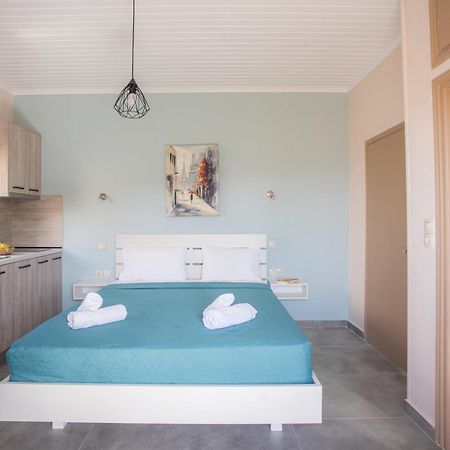 Eros Appartments Kalamitsi  Ngoại thất bức ảnh